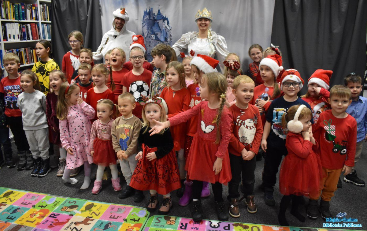 Magia Świąt w Bibliotece: Olaf, Śmiech i Niesamowite Spotkanie z Mikołajem