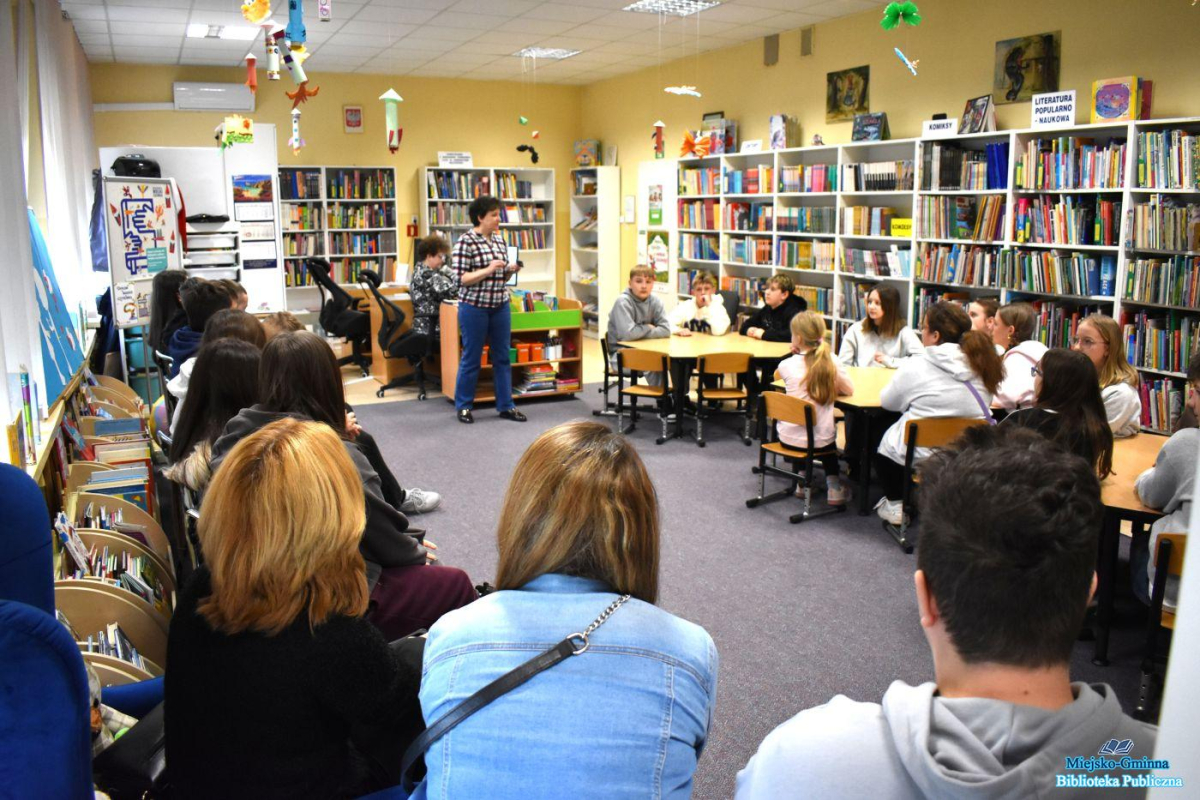 Odkrywcy książek w naszej bibliotece!