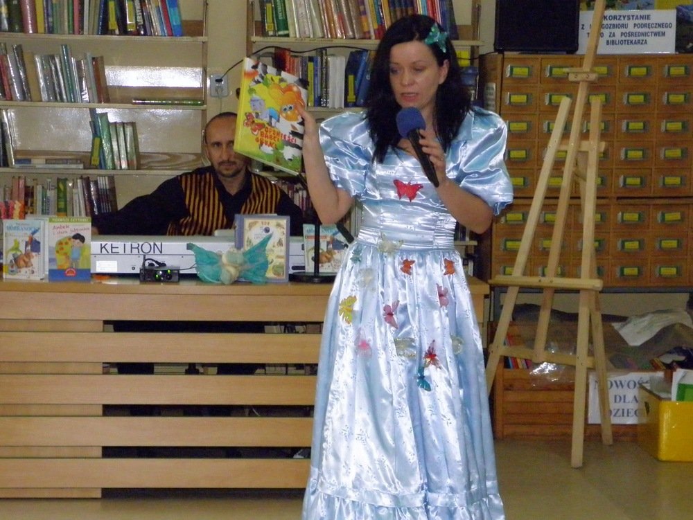 Bajkowo w Bibliotece z Babcią Grunią