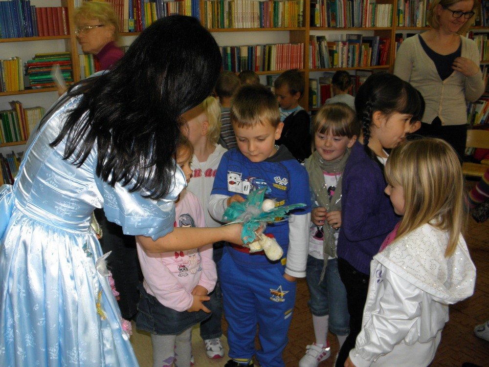 Bajkowo w Bibliotece z Babcią Grunią