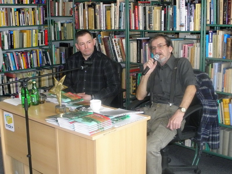 Biblioteka kwitnąca poezją Jana Wesołowskiego