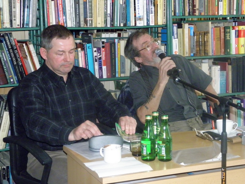 Biblioteka kwitnąca poezją Jana Wesołowskiego