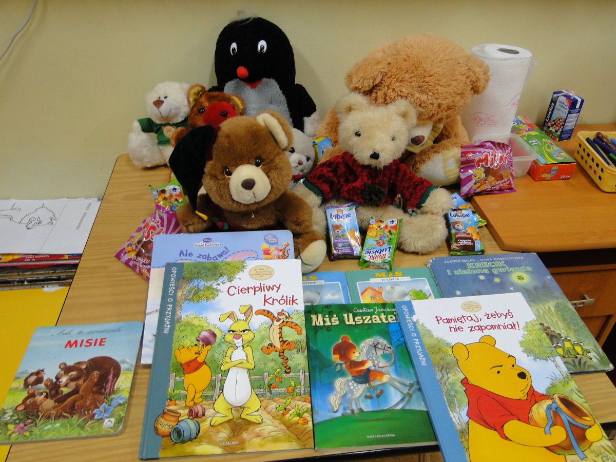 Światowy Dzień Pluszowego Misia w Filii Bibliotecznej w Szańcu.