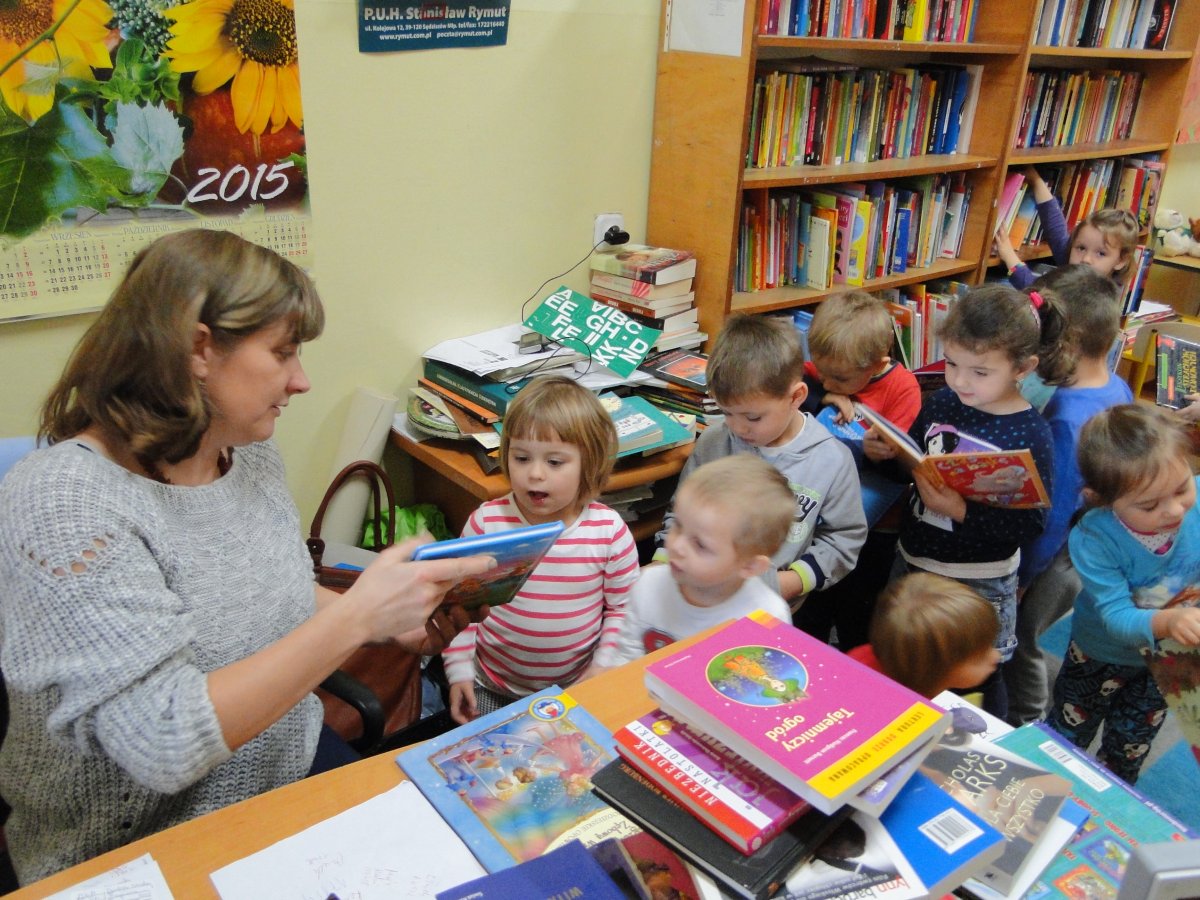 Światowy Dzień Pluszowego Misia w Filii Bibliotecznej w Szańcu.
