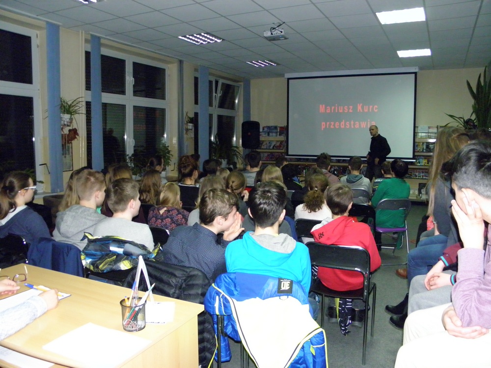 Afryka, Dubaj, Seszele i religia voodoo z Mariuszem Kurcem.