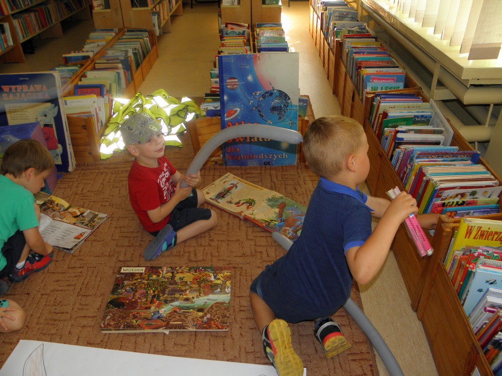 Sierpniowe harce "Słoneczka" w Bibliotece