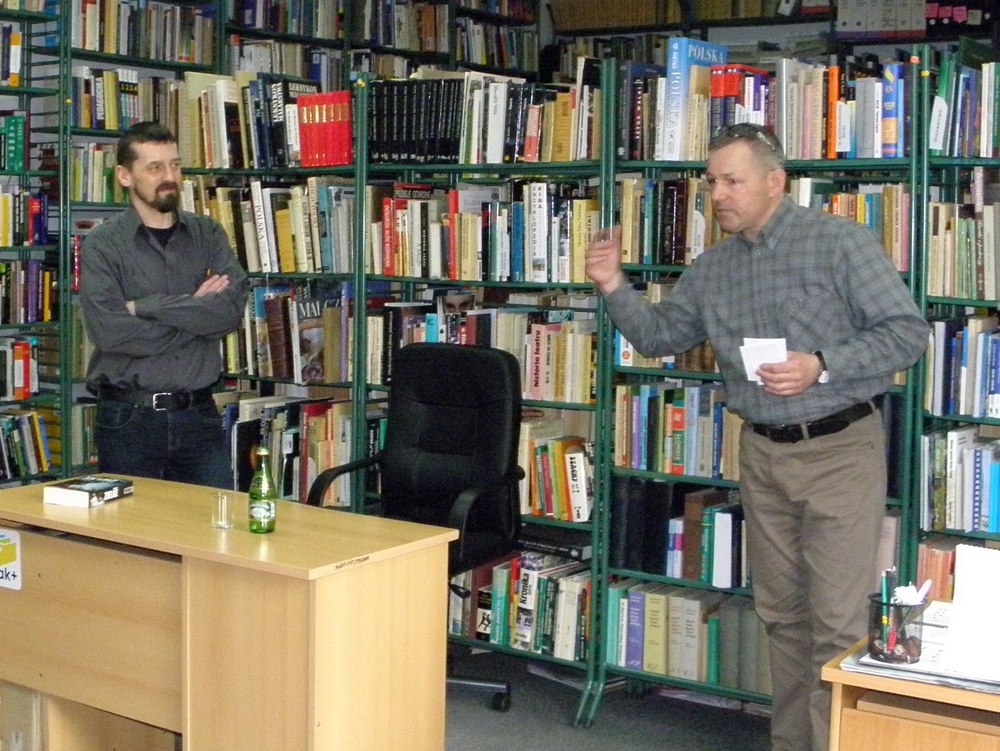 Dziennikarz śledczy i gospodarczy Mariusz Zielke spotkał się z Czytelnikami Biblioteki.