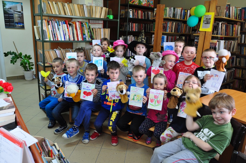 Tydzień Bibliotek w filii bibliotecznej w Dobrowodzie.