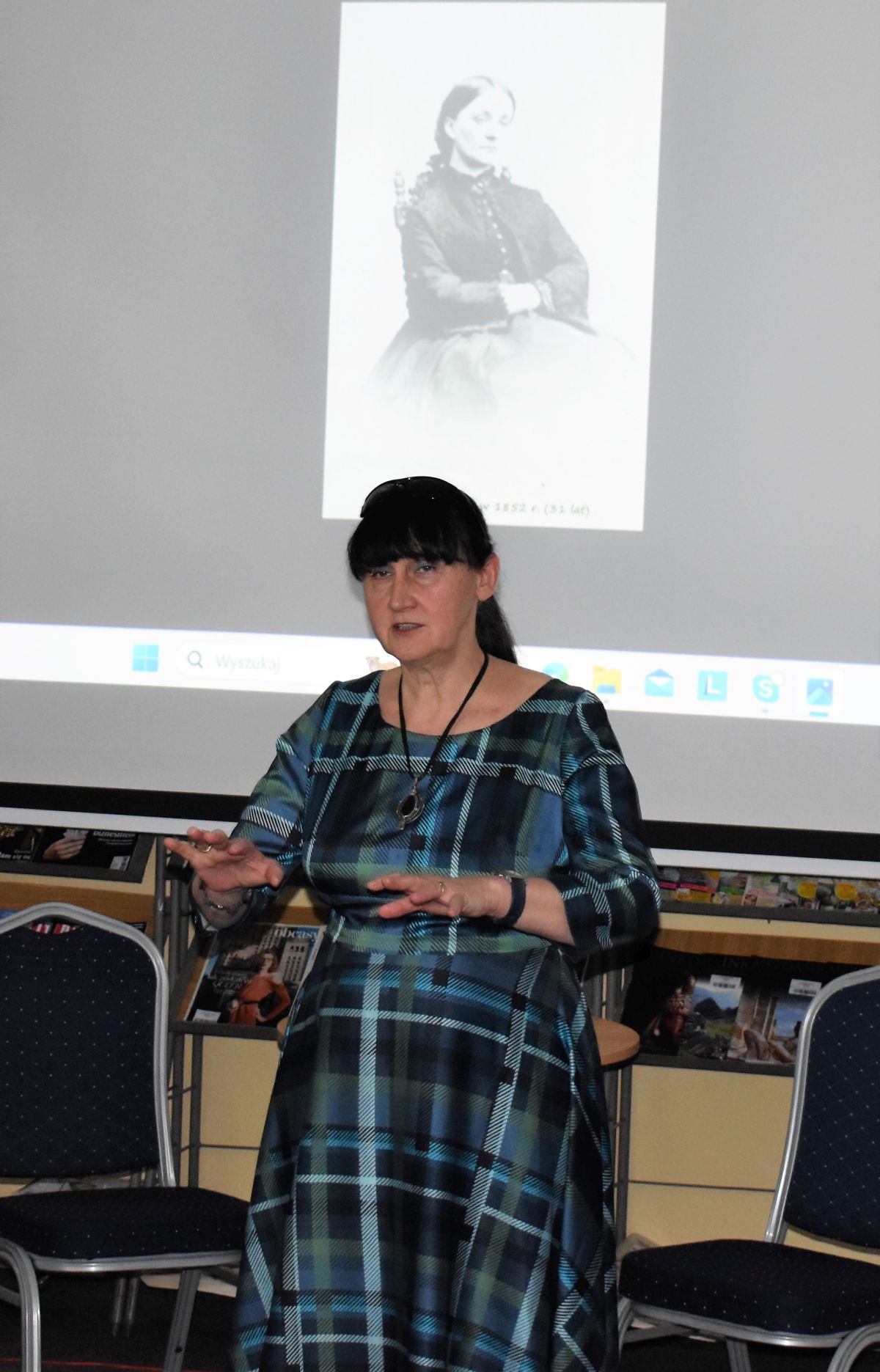Pani Katarzyna Cedro podczas wykładu