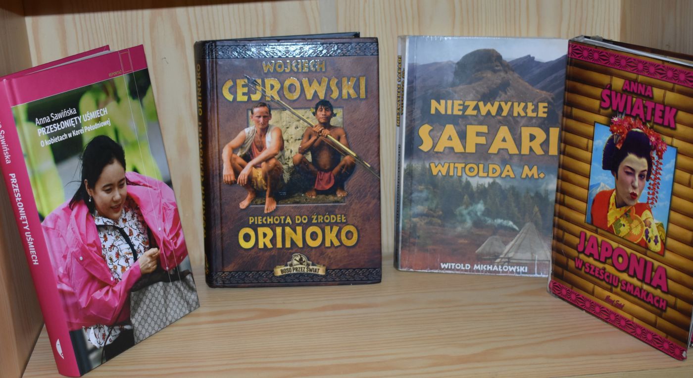 cztery książki podróżnicze