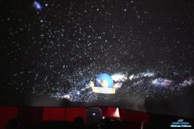 Wnętrze planetarium