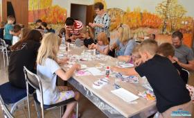 praca przy stolikach