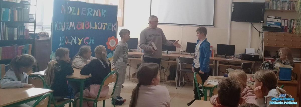 Warsztaty czytelnicze w Szkole Podstawowej w Zbludowicach