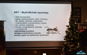 Slajd z prezentacji dotyczący pozytywnego myślenia