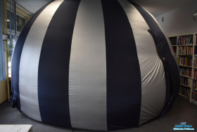 kopuła do wyświetlania filmów