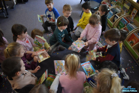 Dzieci podczas zabawy