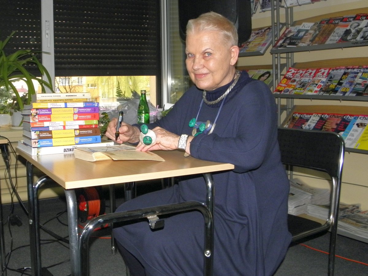 Elzbieta Dzikowska-kwiecien2016
